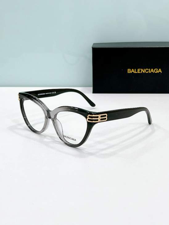 Picture of Balenciaga Sunglasses _SKUfw80535844fw